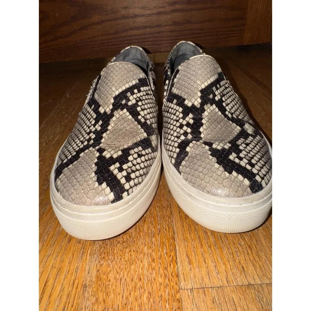 TORY BURCH womens size 7 Slip On Sneakers Snake Print Embossed Shoes loafers